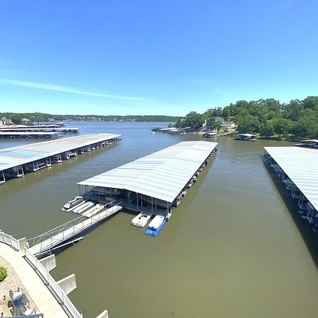 אוסייג' ביץ' B Lakefront! Remodeled, Boat Slip, Patio Views, Pool, Boat Ramp, Wifi מראה חיצוני תמונה