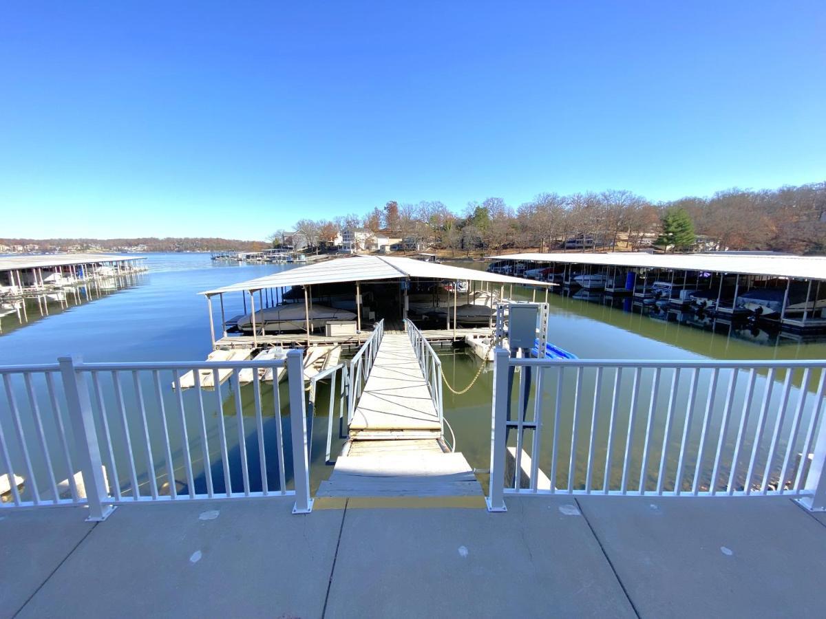 אוסייג' ביץ' B Lakefront! Remodeled, Boat Slip, Patio Views, Pool, Boat Ramp, Wifi מראה חיצוני תמונה