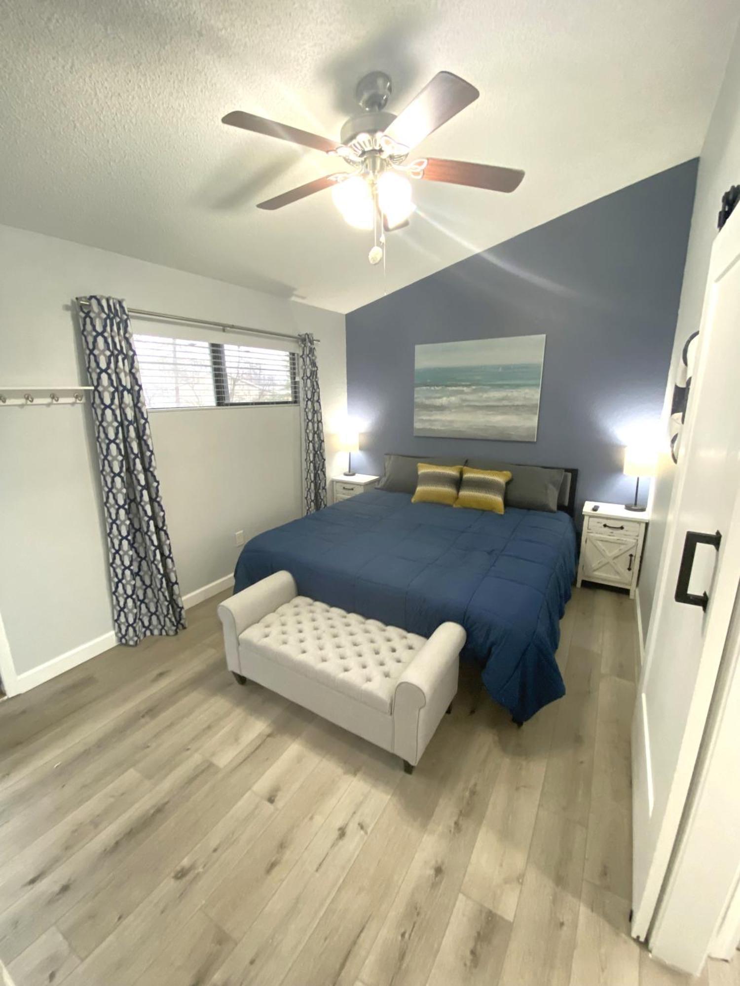 אוסייג' ביץ' B Lakefront! Remodeled, Boat Slip, Patio Views, Pool, Boat Ramp, Wifi מראה חיצוני תמונה