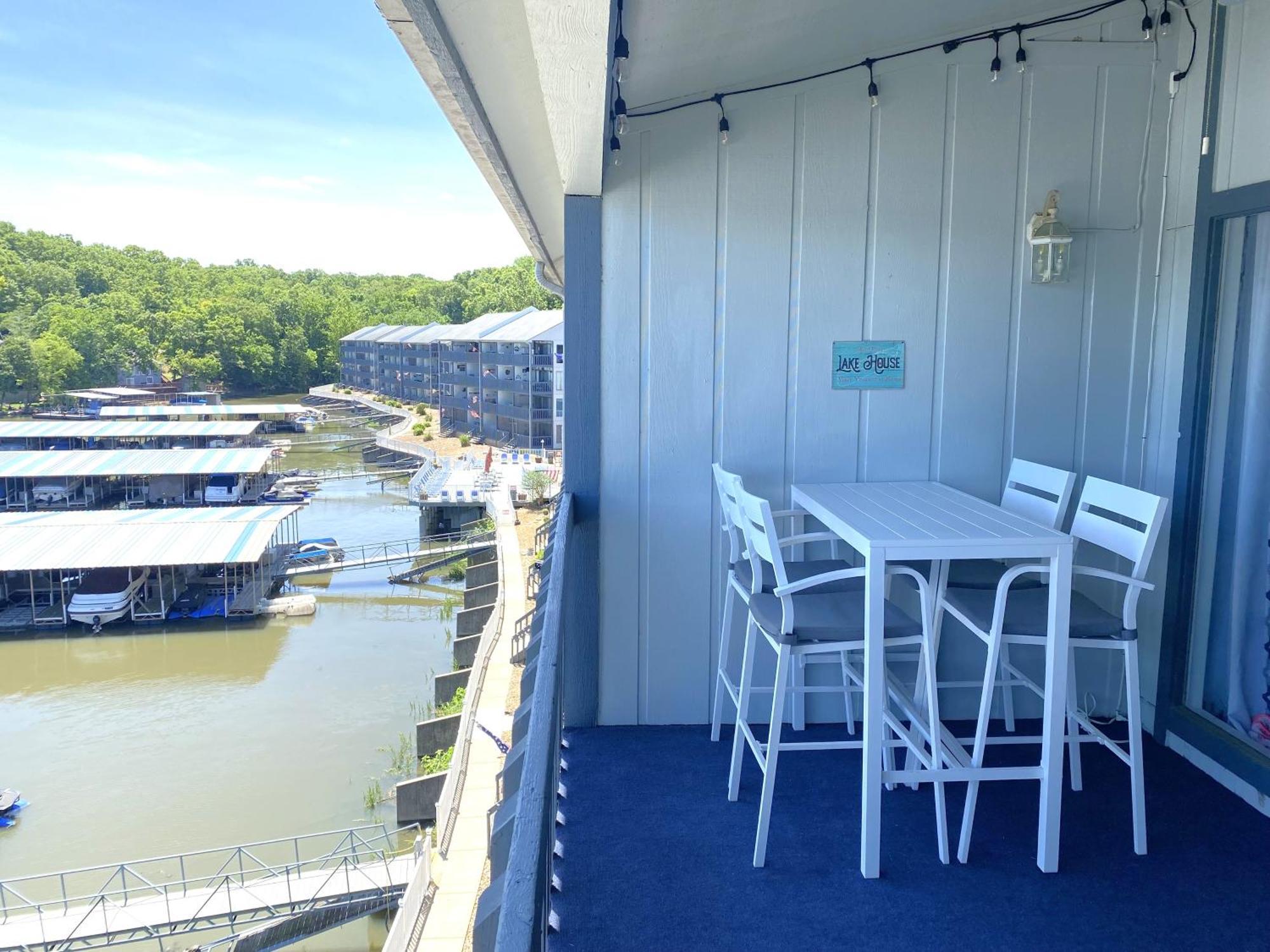 אוסייג' ביץ' B Lakefront! Remodeled, Boat Slip, Patio Views, Pool, Boat Ramp, Wifi מראה חיצוני תמונה