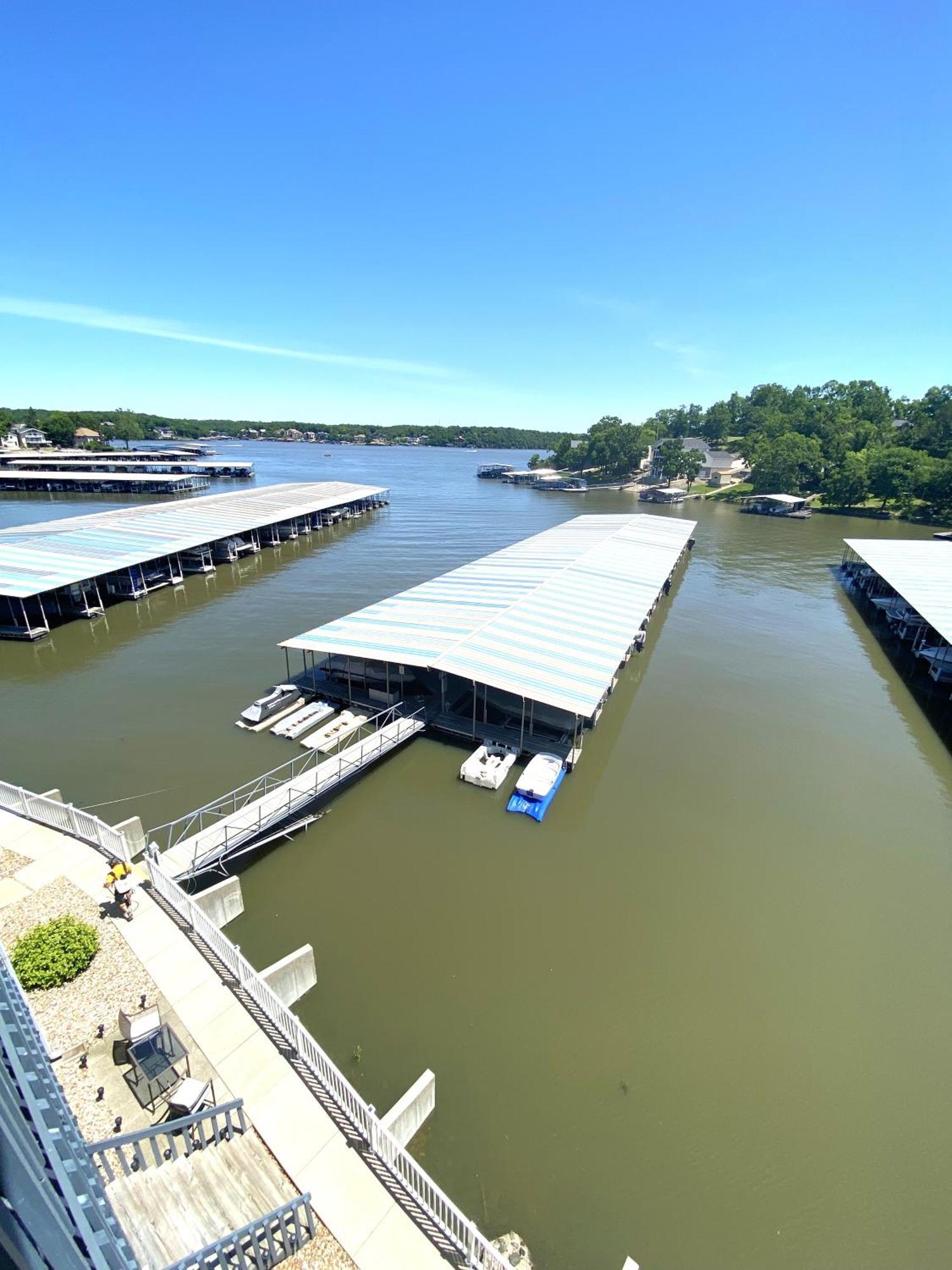 אוסייג' ביץ' B Lakefront! Remodeled, Boat Slip, Patio Views, Pool, Boat Ramp, Wifi מראה חיצוני תמונה