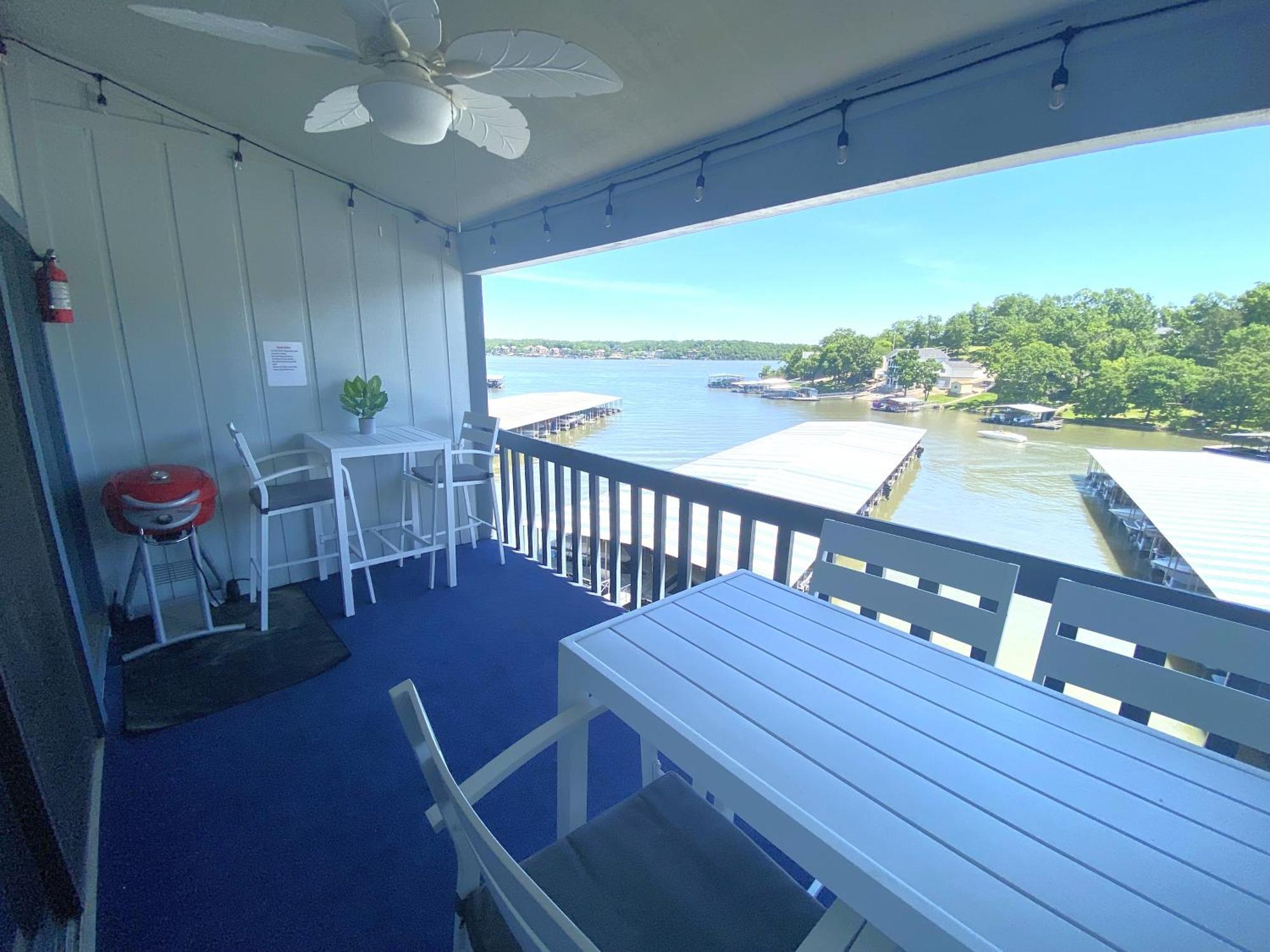 אוסייג' ביץ' B Lakefront! Remodeled, Boat Slip, Patio Views, Pool, Boat Ramp, Wifi מראה חיצוני תמונה
