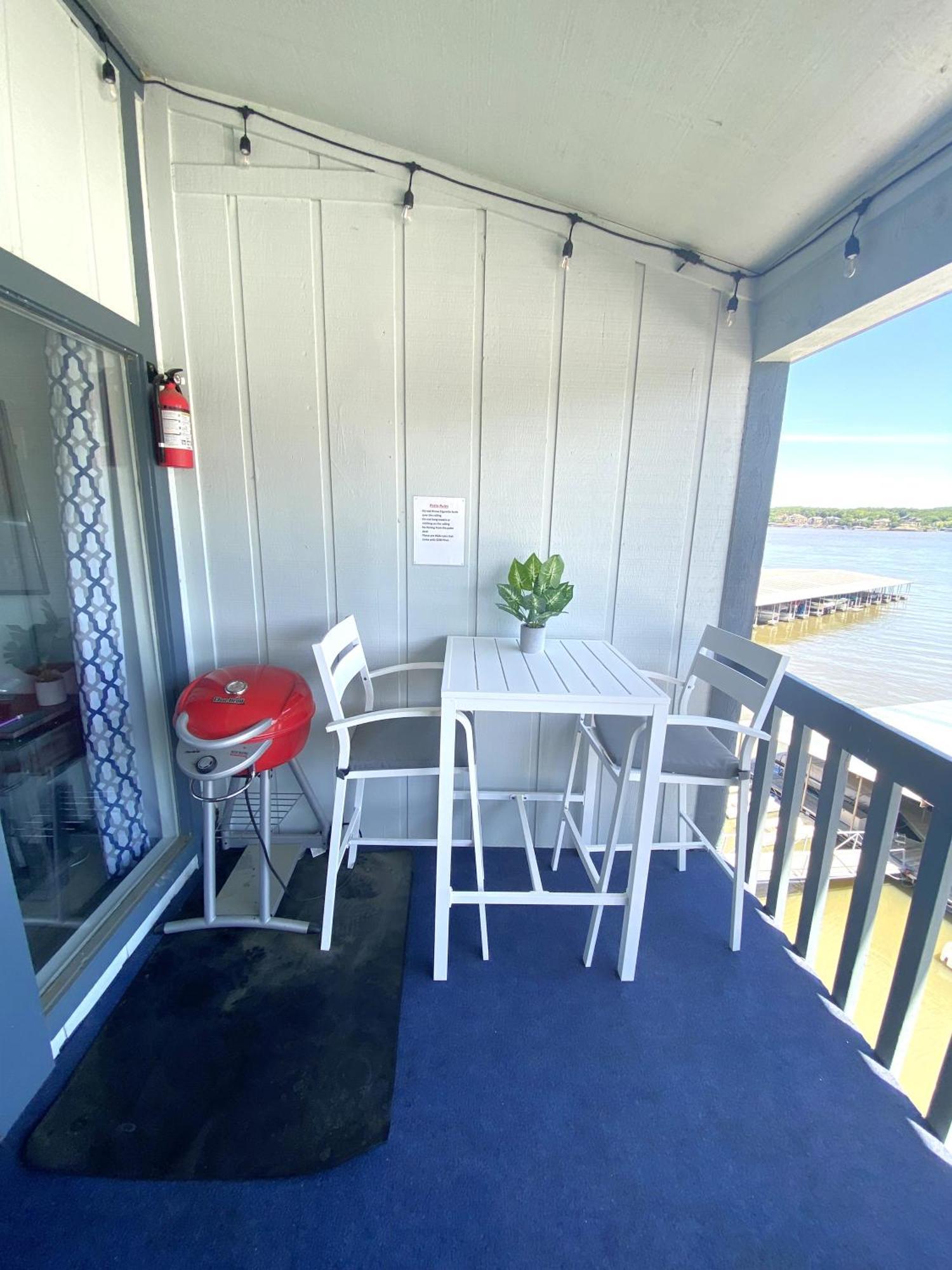 אוסייג' ביץ' B Lakefront! Remodeled, Boat Slip, Patio Views, Pool, Boat Ramp, Wifi מראה חיצוני תמונה